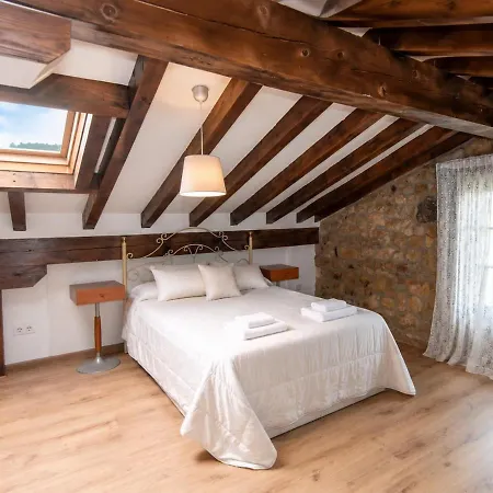Hébergement de vacances Casona De Piedra Con Jardin Cerca De Cabarceno *
