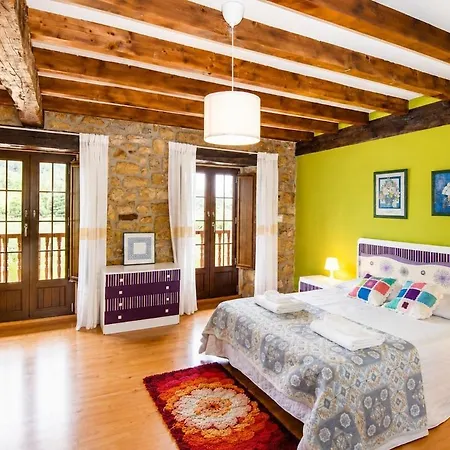 Hébergement de vacances Casona De Piedra Con Jardin Cerca De Cabarceno Penagos